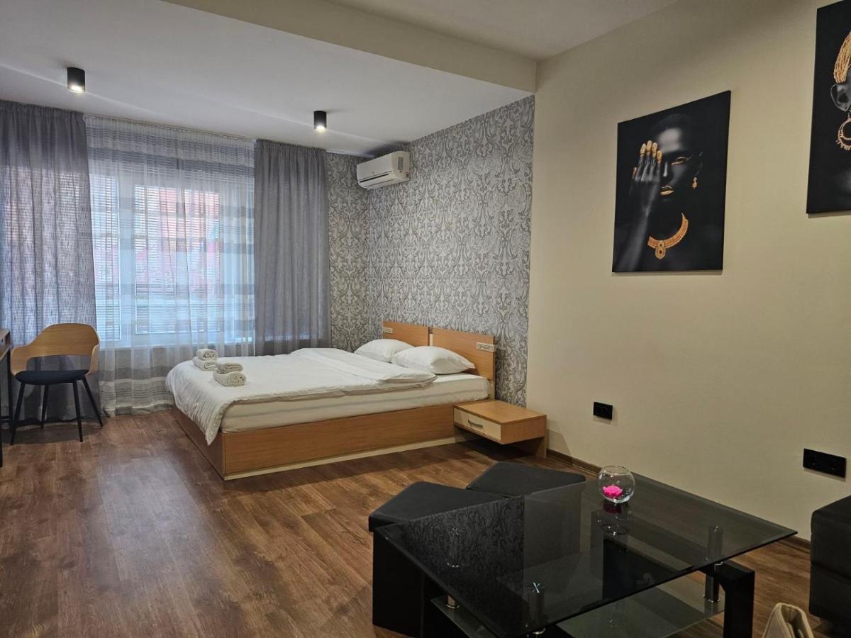 Studio Mirage Kazanlŭk Exteriér fotografie