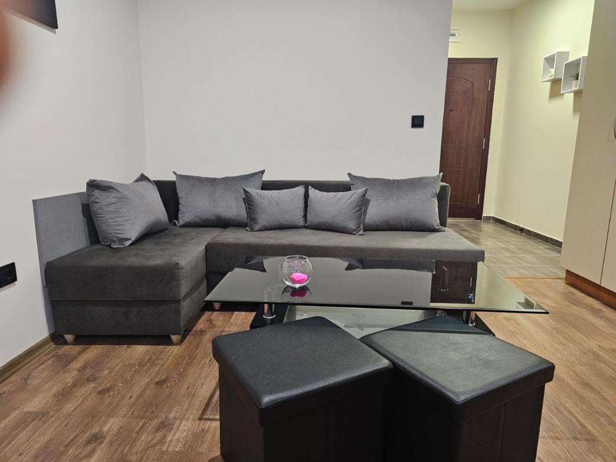 Studio Mirage Kazanlŭk Exteriér fotografie